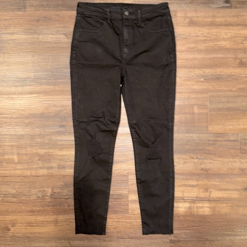 American Eagle Super Hi-Rise Ripped Jegging Size 12